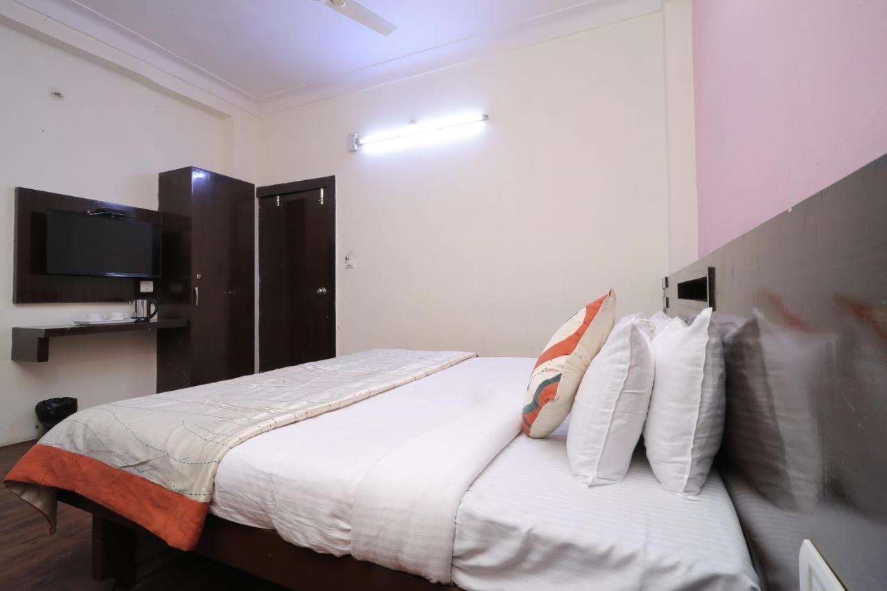 Hotel Vivek Continental Gwalior Exterior photo