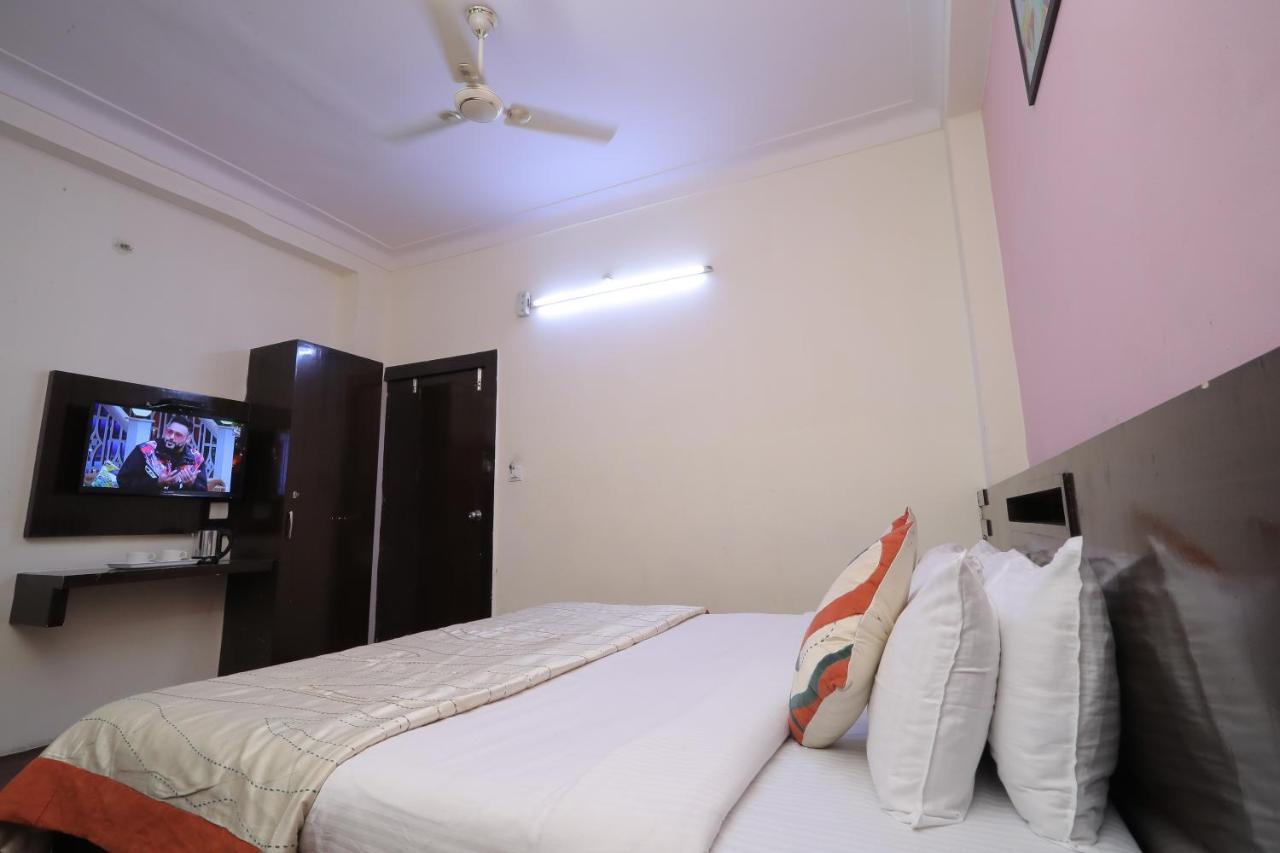 Hotel Vivek Continental Gwalior Exterior photo