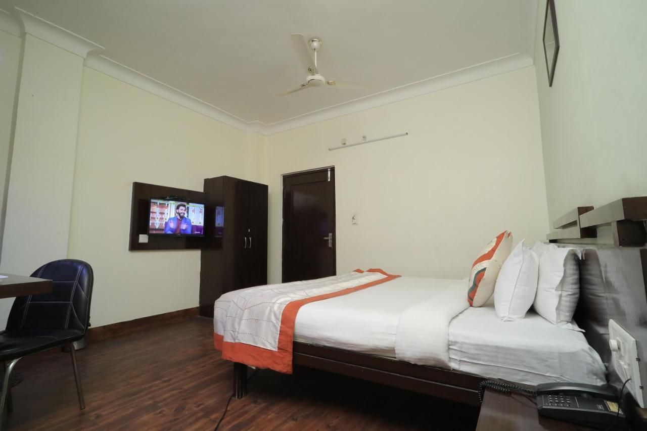 Hotel Vivek Continental Gwalior Exterior photo