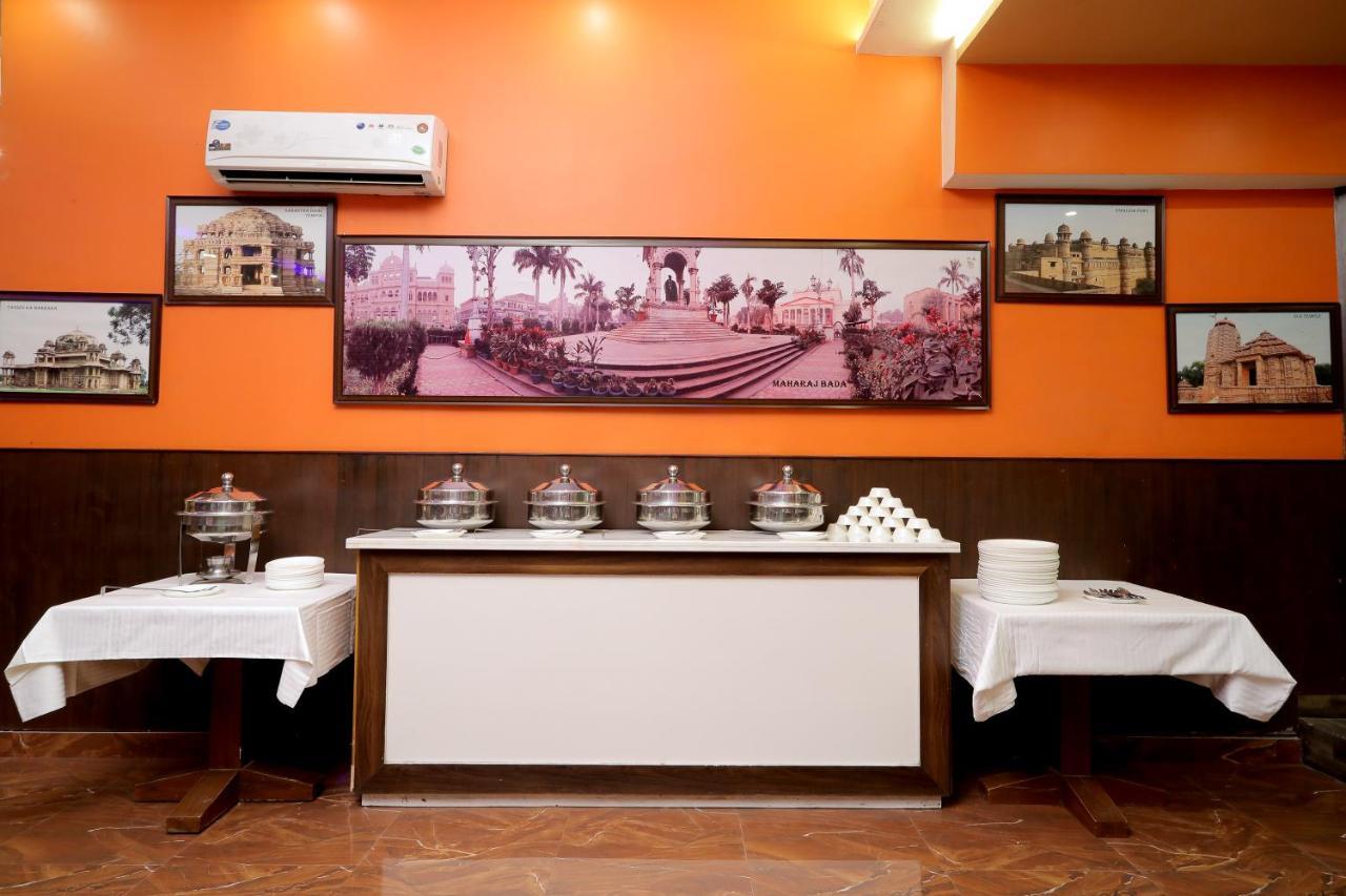 Hotel Vivek Continental Gwalior Exterior photo